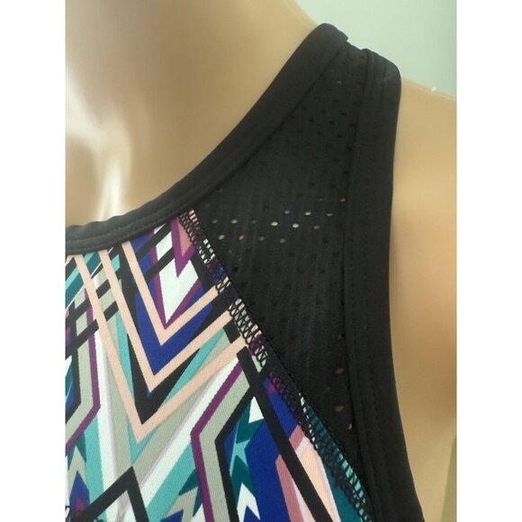 Victoria's Secret Pink Ultimate High-Neck Lightly Lined Sports Bra, size medium - Picture 4 of 9